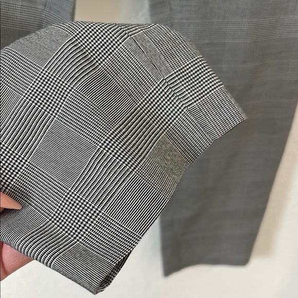 EUC | Uniqlo | Pull On Houndstooth Elastic Waist Pants | Black and White - Picture 2 of 7